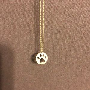 Paw print necklace!